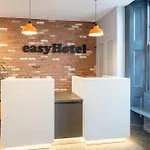 Easyhotel Victoria
